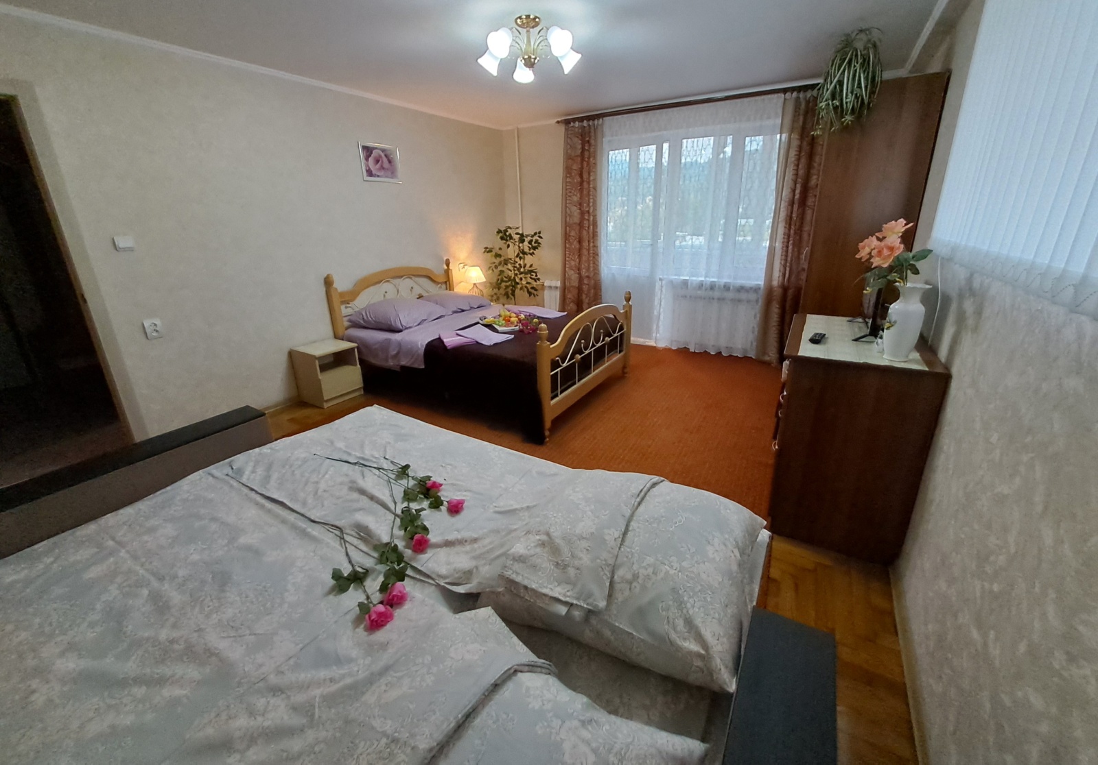 1-я квартира на ул.Широкая, с видом на парк, Центр. 